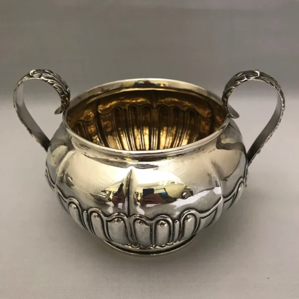 Antico “Tea Set” in argento