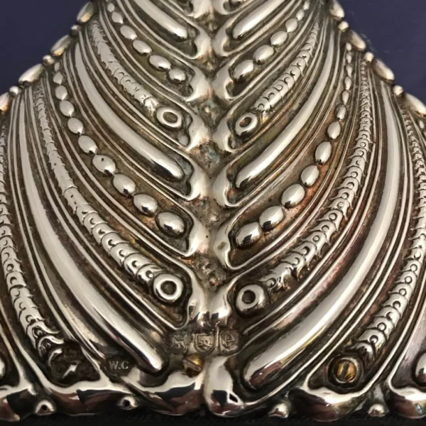 Antica cornice doppia a cuore inglese in argento