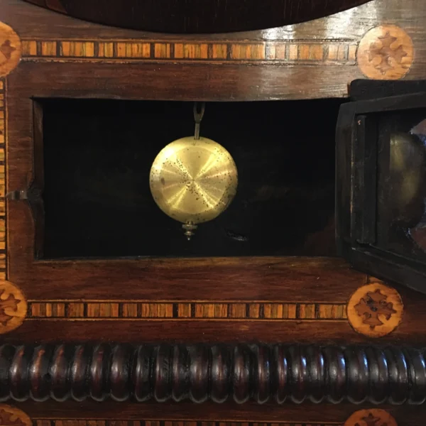Antico orologio da parete “Drop Dial”