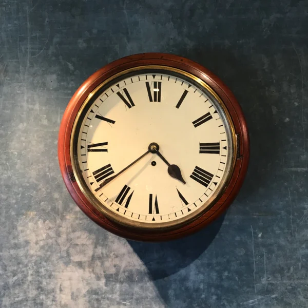 Antico orologio da parete inglese in mogano