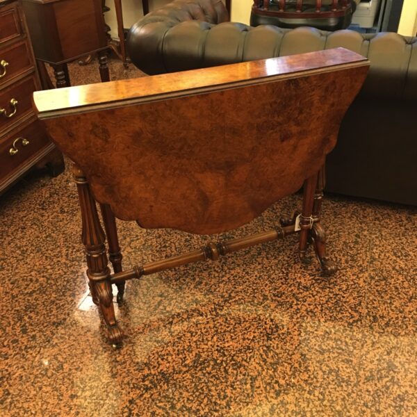 Antico sutherland table