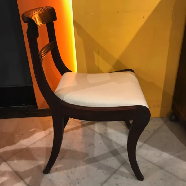Antiche sedie e poltroncine Regency